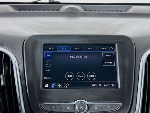 Used 2021 Chevrolet Equinox LS image 19