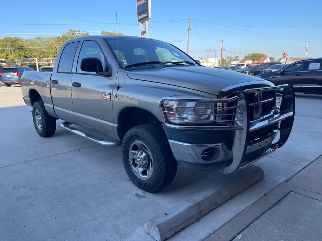 Used 2008 Dodge Ram 2500 Truck ST AWD/4WD image 2
