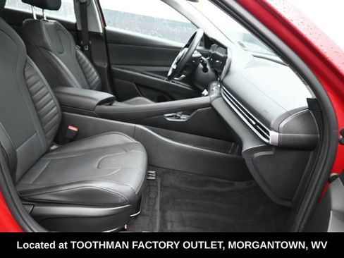 Used 2023 Hyundai Elantra Limited FWD image 8