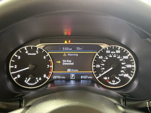 Used 2025 Nissan Altima 2.5 SV FWD image 15