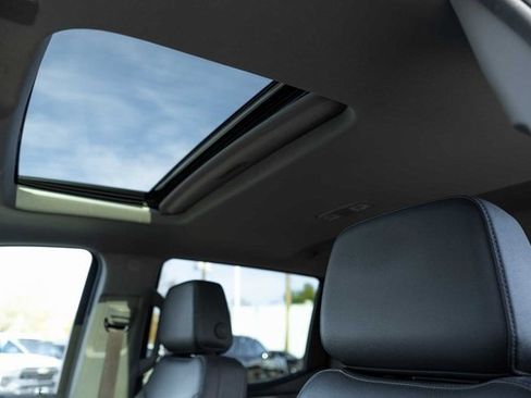 Used 2023 Chevrolet Silverado 1500 LTZ w/ LTZ Premium Package image 13