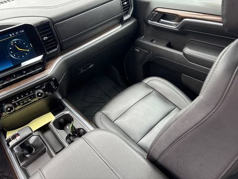 Certified 2024 Chevrolet Silverado 1500 RST AWD/4WD image 21