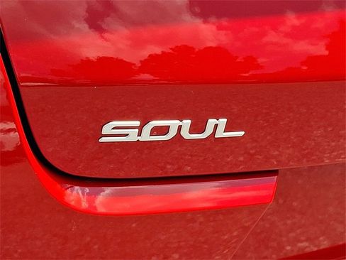 New 2025 Kia Soul LX w/ LX Technology Package image 15