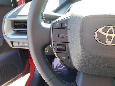 Used 2025 Toyota Prius LE image 22