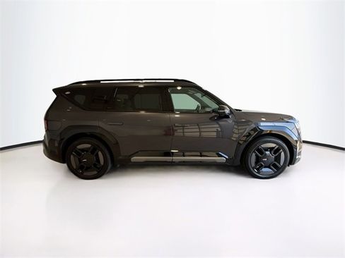 Used 2024 Kia EV9 GT-Line image 7