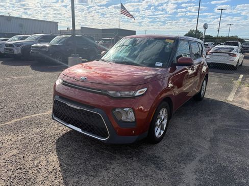 Used 2021 Kia Soul S FWD image 3