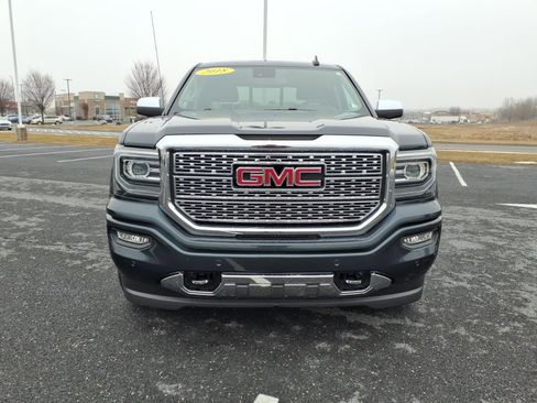 Used 2018 GMC Sierra 1500 Denali w/ Denali Ultimate Package image 2