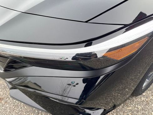 New 2026 Hyundai Elantra Limited image 13