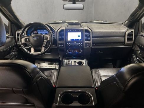 Used 2021 Ford Expedition Max XLT image 2