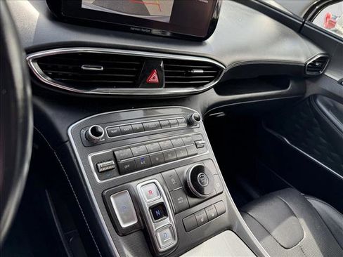 Used 2022 Hyundai Santa Fe SEL w/ Convenience + Premium Package image 16