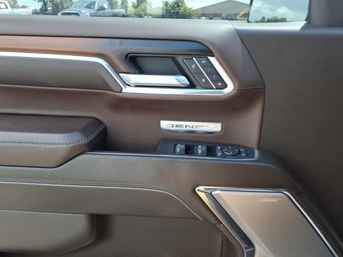 Used 2024 GMC Sierra 1500 Denali w/ Denali Reserve Package AWD/4WD image 12