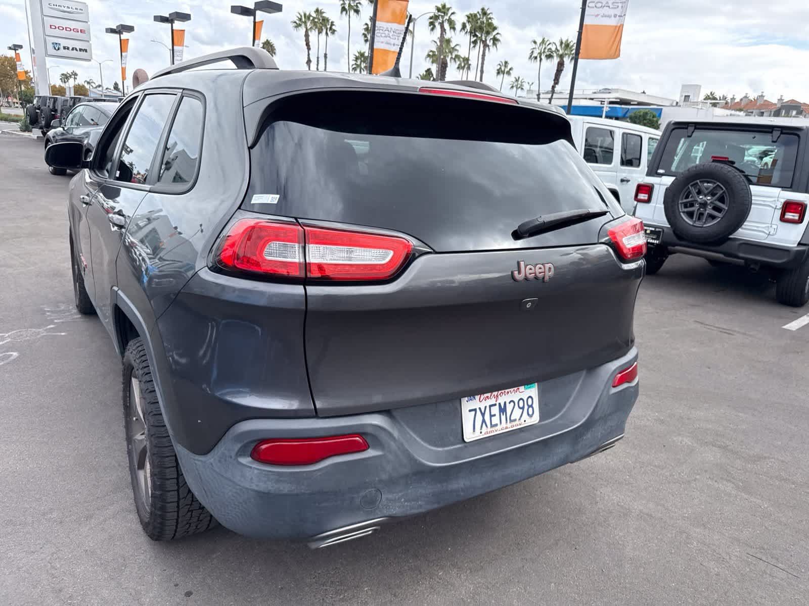 Used 2017 Jeep Cherokee 75th Anniversary FWD image 15