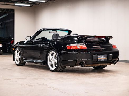 Used 2000 Porsche 911 Cabriolet image 32