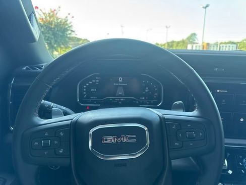Used 2025 GMC Sierra 1500 AT4 w/ AT4 Premium Package AWD/4WD image 20