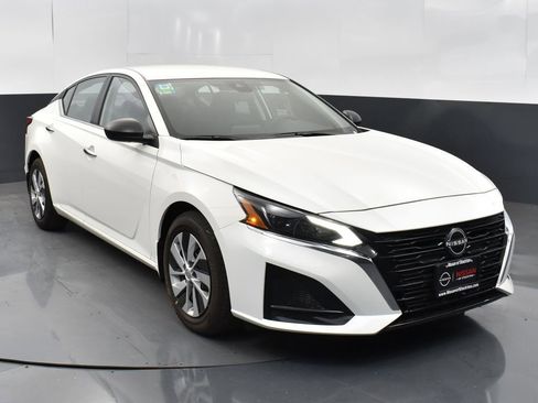 New 2025 Nissan Altima 2.5 S image 1