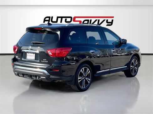 Used 2020 Nissan Pathfinder Platinum image 7