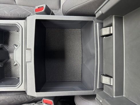 Used 2025 Toyota Tacoma SR image 29