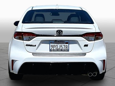 Used 2024 Toyota Corolla SE FWD image 4