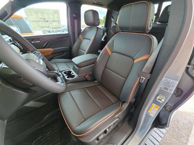 New 2026 GMC Canyon AT4 w/ Technology Plus Package AWD/4WD image 18