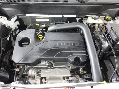 Used 2024 Chevrolet Equinox LS image 17