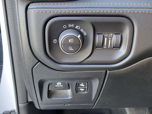 Used 2023 RAM 1500 Limited image 19