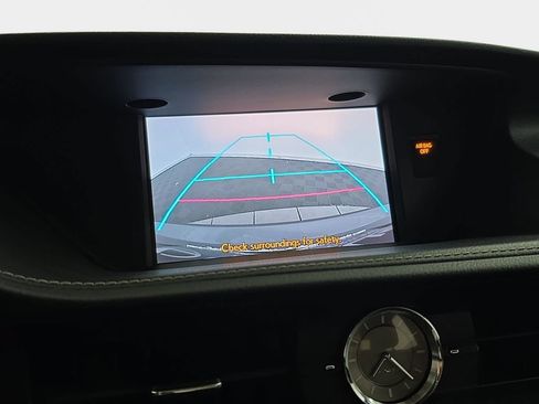 Used 2014 Lexus ES 350 w/ Luxury Package FWD image 23