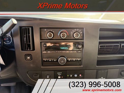 Used 2019 Chevrolet Express 2500 w/ Driver Convenience Package RWD image 16