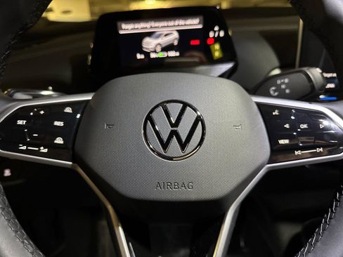 New 2026 Volkswagen ID.4 Pro RWD image 22