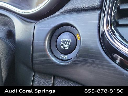 Used 2020 Jeep Grand Cherokee Altitude image 19