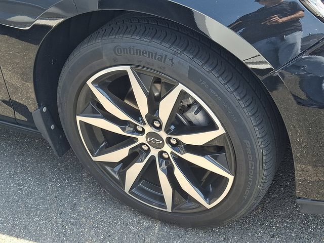 Used 2022 Chevrolet Malibu RS FWD image 5