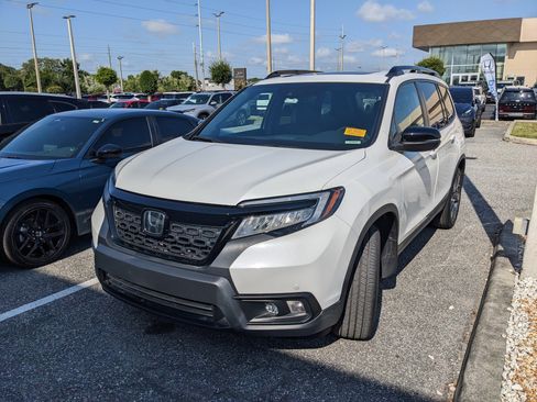 Used 2020 Honda Passport Touring image 1