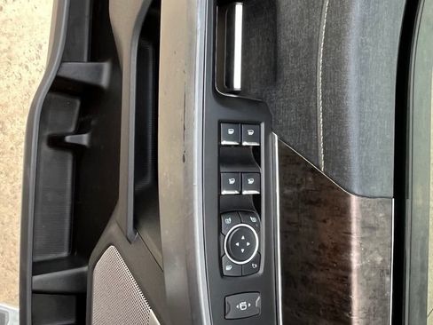 Used 2023 Ford F350 Lariat AWD/4WD image 10