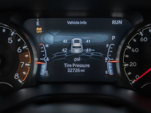 Certified 2023 Jeep Compass Latitude AWD/4WD image 31