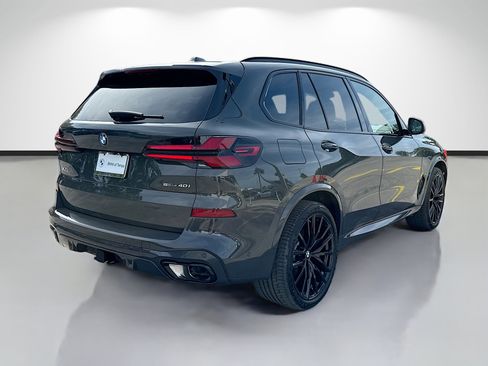 New 2026 BMW X5 sDrive40i w/ M Sport Package RWD image 3
