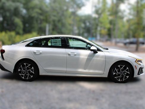 New 2026 Kia K5 EX image 13