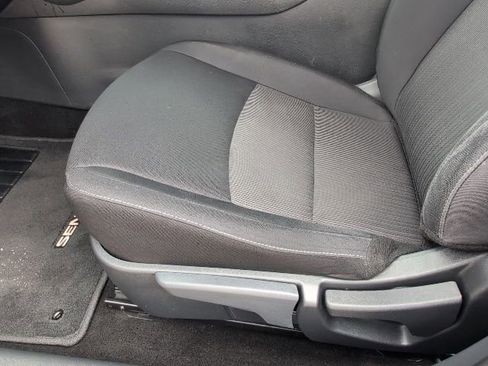 Used 2024 Nissan Sentra SV FWD image 11