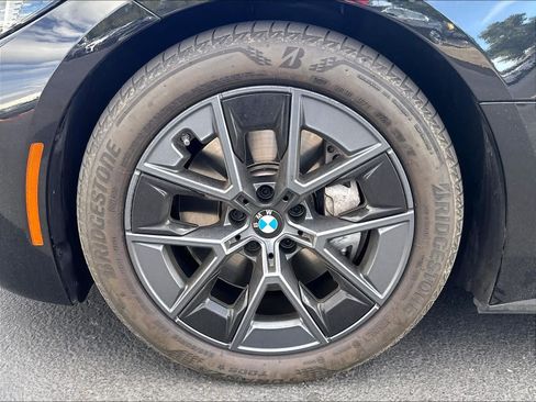 Used 2025 BMW i4 eDrive40 w/ Premium Package RWD image 33