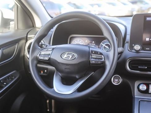 Certified 2023 Hyundai Kona SE image 17