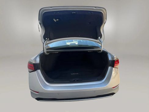 Used 2023 Nissan Sentra SV FWD image 9