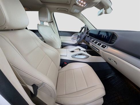 Used 2020 Mercedes-Benz GLE 350 4MATIC image 31