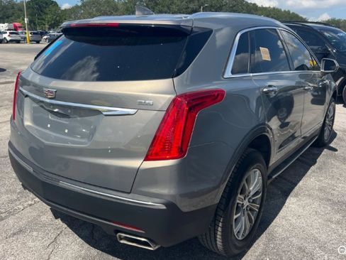 Used 2019 Cadillac XT5 Luxury FWD image 3