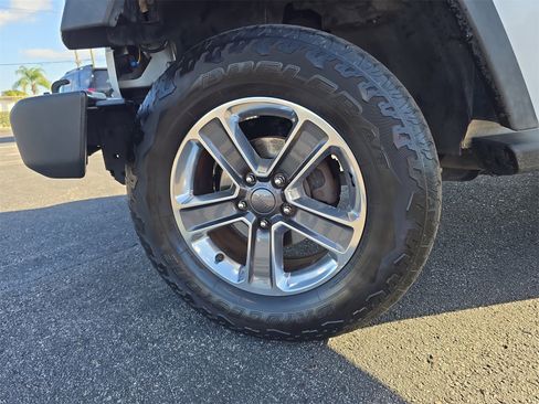 Used 2015 Jeep Wrangler Unlimited Sport w/ Quick Order Package 24S image 25