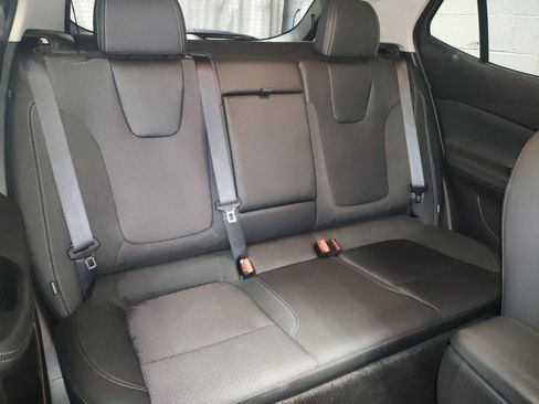 Used 2023 Buick Encore GX Select w/ Sport Touring Package FWD image 10
