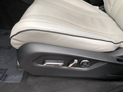 Used 2023 Acura MDX SH-AWD w/ Advance Package image 14