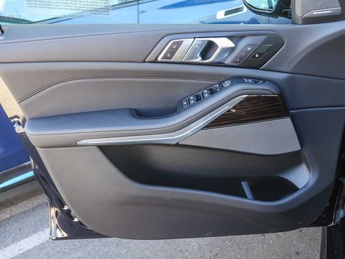 New 2026 BMW X5 sDrive40i w/ M Sport Package image 17