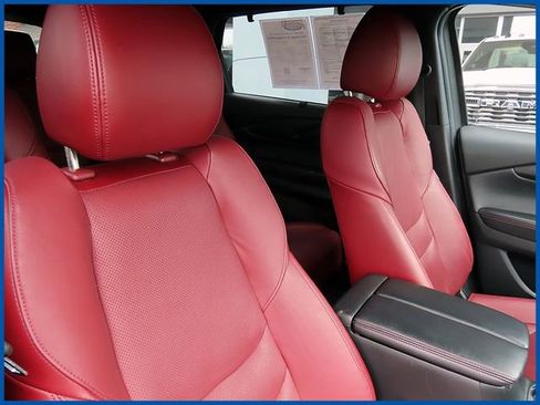 Used 2023 MAZDA CX-9 Carbon Edition image 9