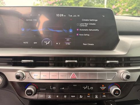Certified 2024 Kia Telluride S w/ S Sunroof Package FWD image 18