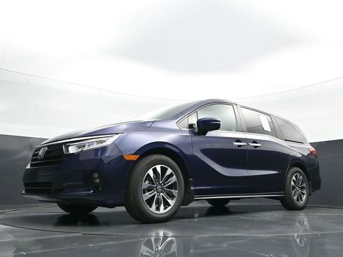Used 2024 Honda Odyssey EX-L image 36