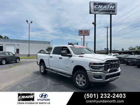 Used 2025 RAM 2500 Big Horn AWD/4WD image 1