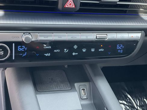 Certified 2025 Hyundai Ioniq 6 Limited RWD image 15